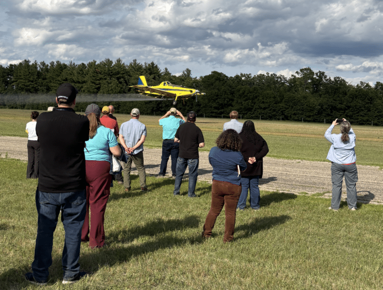 NAAA Member Damon Reabe Hosts EPA & USDA for Aerial Application Demonstration